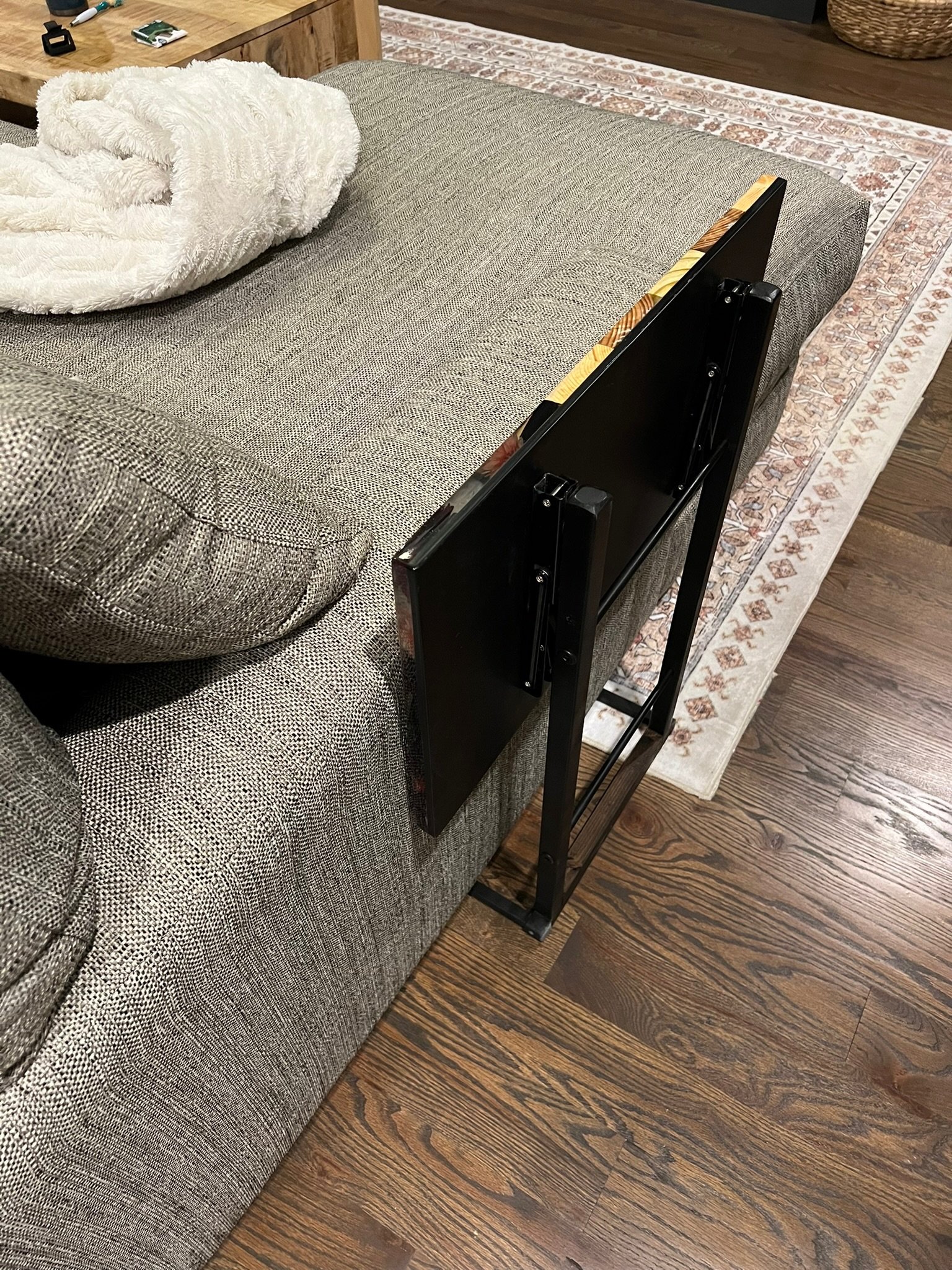 Designer TV Dinner Tray w/cup holder - Image 2