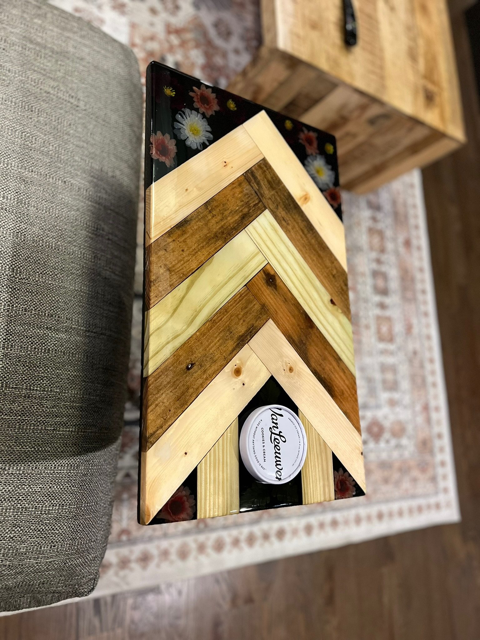 Designer TV Dinner Tray w/cup holder - Image 5